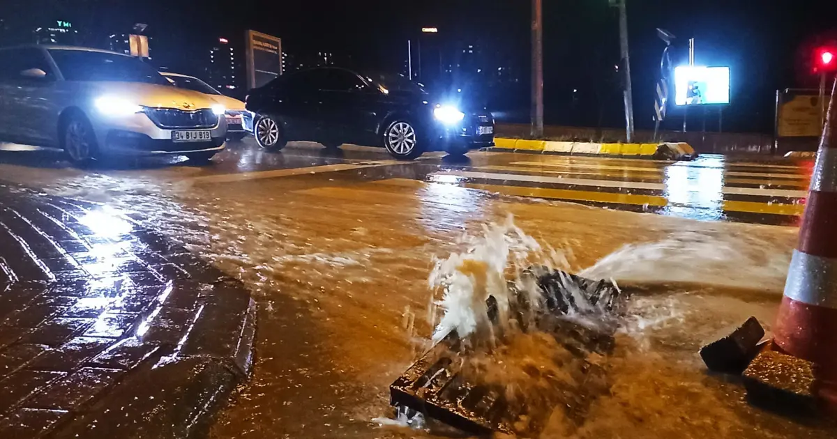 Şanlıurfa’yı sağanak vurdu. 4 ilçede okullar tatil edildi