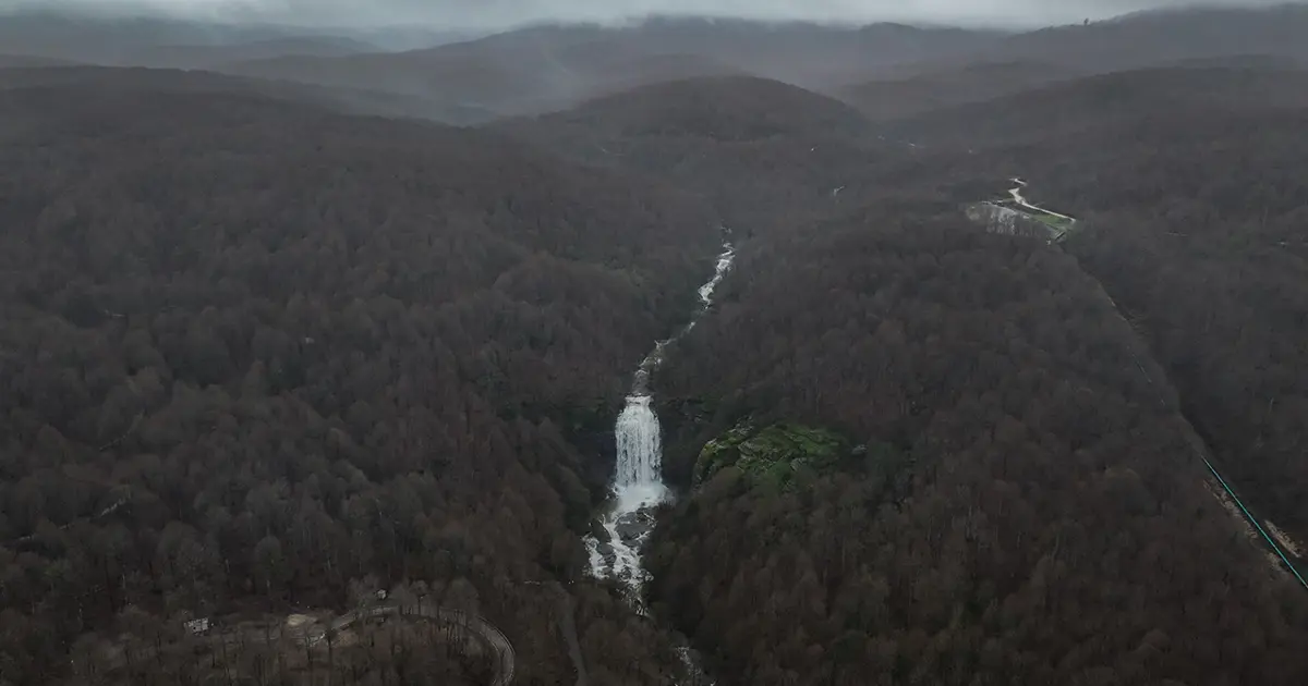 Bursa’da fay hattı çökünce ortaya çıktı, son yağmurla daha coşkulu akıyor