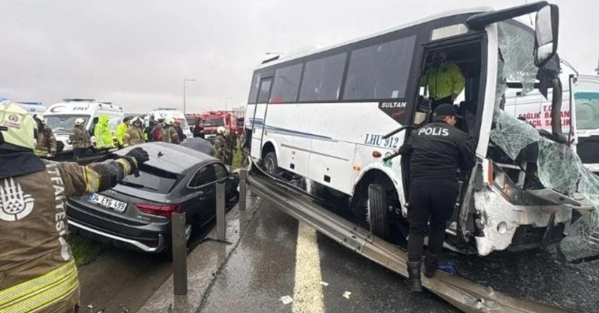 Başakşehir’deki kazada kalbi duran polis hayata döndürüldü
