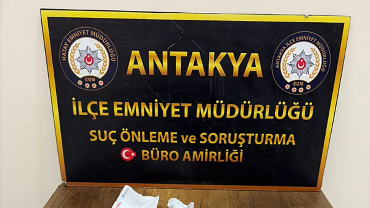 Hatay’da uyuşturucu satıcılarına operasyon: 4 gözaltı