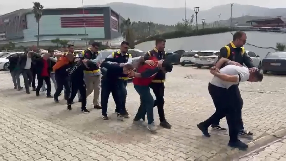 38 yıllık kesinleşmiş hapis cezası ile aranan firari yakalandı