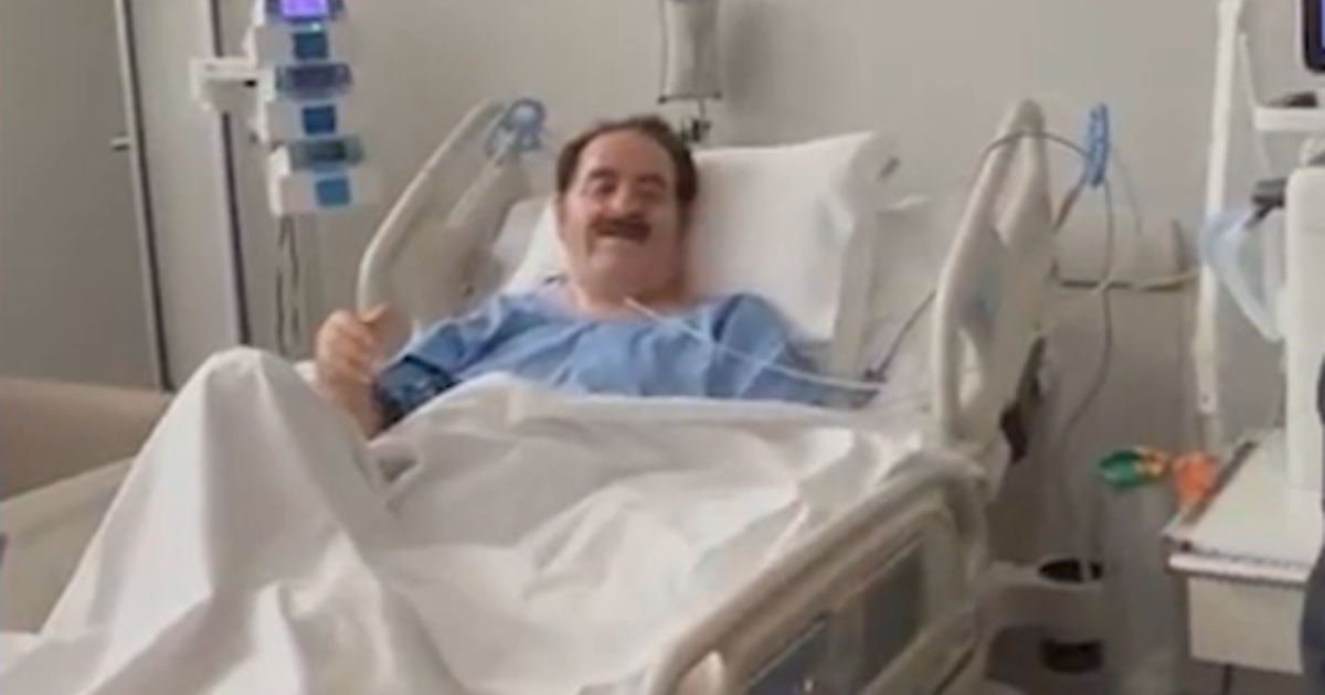 Hastanedeki İbrahim Tatlıses’ten yeni görüntü