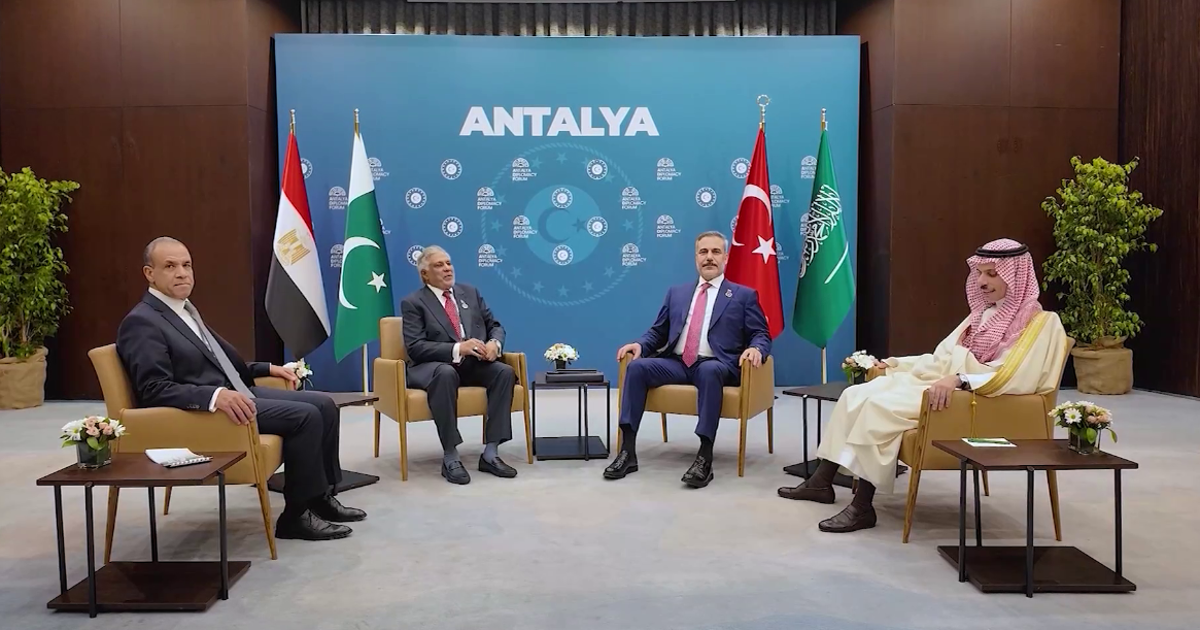 Antalya’da dörtlü buluşma. Türkiye, Mısır, Pakistan ve Suudi Arabistan dışişleri bakanları görüştü