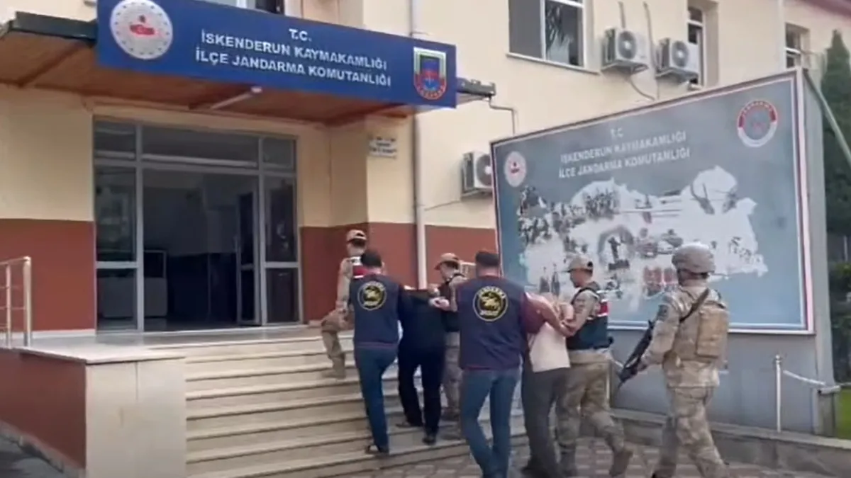 Hatay’da kan donduran cinayetin sır perdesi aralandı: Katilleri akrabaları çıktı! Kolundaki altınlar için boğarak öldürmüş!