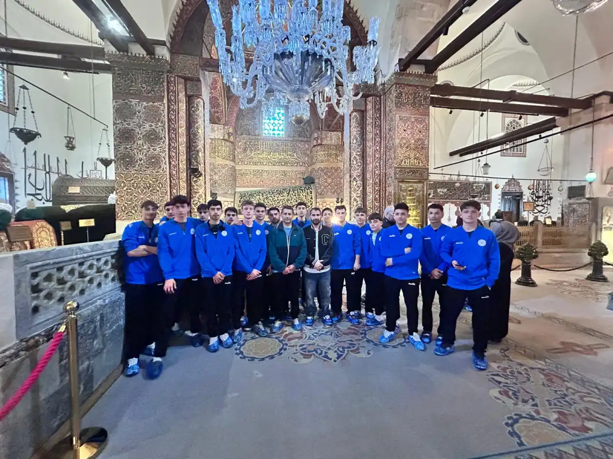 Ardeşen Anadolu İmam Hatip Lisesi öğrencileri Karadeniz Şampiyonu oldu