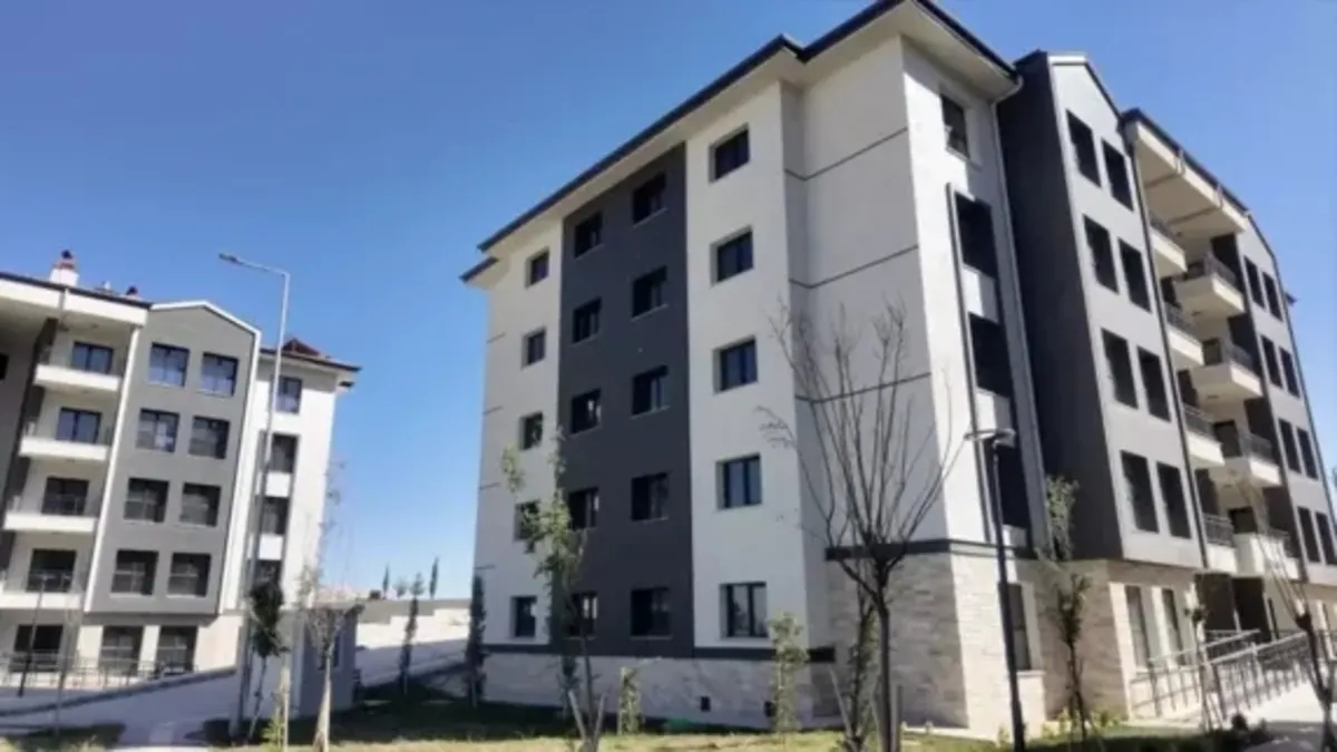 Deprem bölgesinde memnuniyet yüzde 80’e ulaştı: Betimar anket sonuçlarını açıkladı!