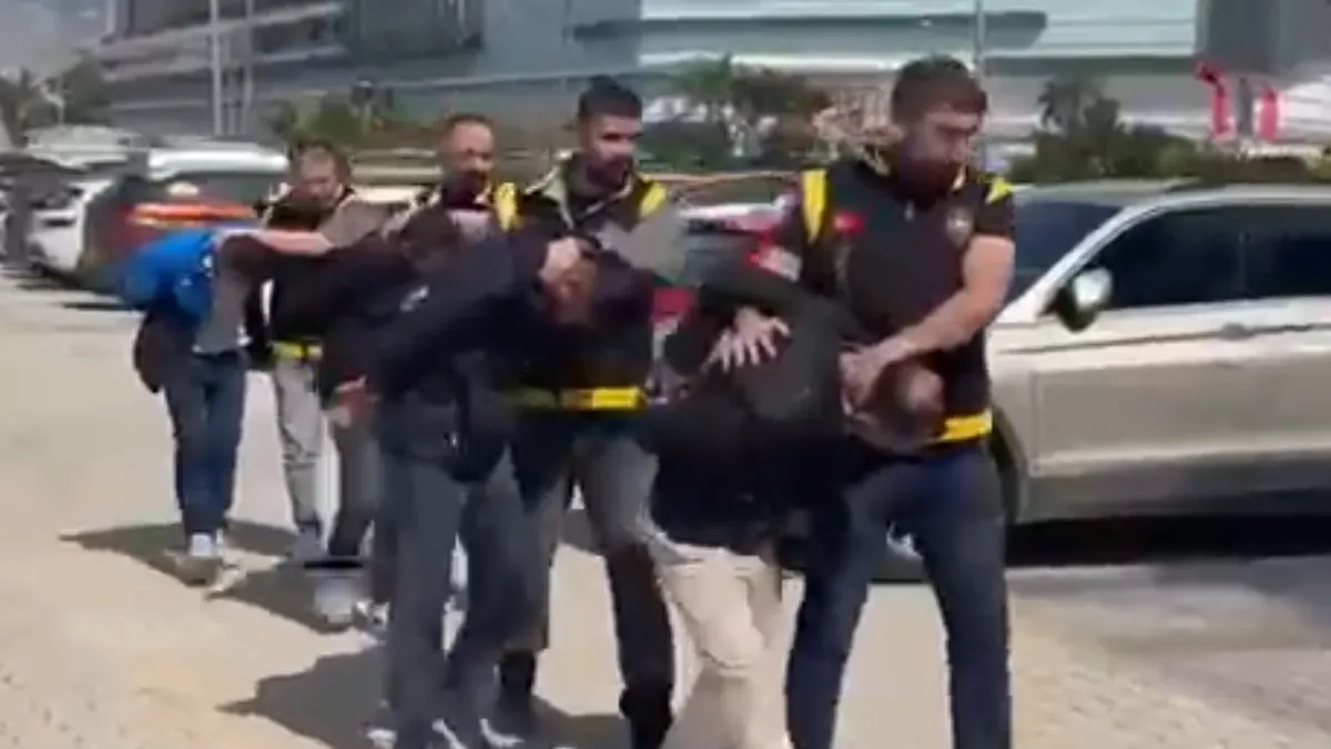 Hatay’da aranan 10 kişi operasyonlarla yakalandı