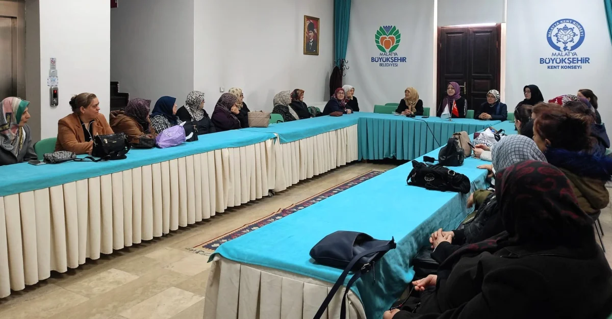 Şair Sülbiye Kutlu ile “Hayatın İçinden” programı düzenlendi