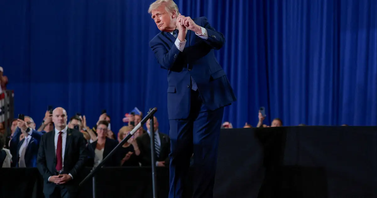 Trump’ın telefon markasında skandal: Kişisel bilgiler sızdırıldı
