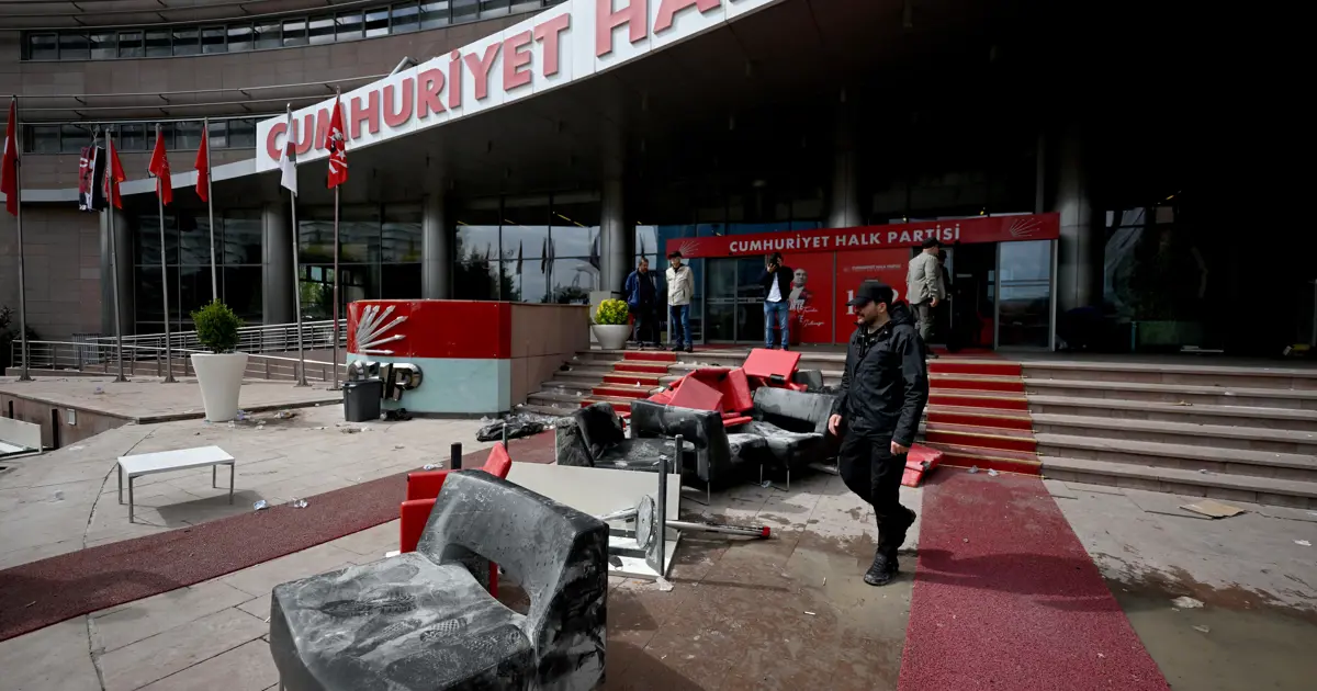 CHP’de tahliye krizi. Genel merkez savaş alanına döndü, başsavcılık soruşturma başlattı