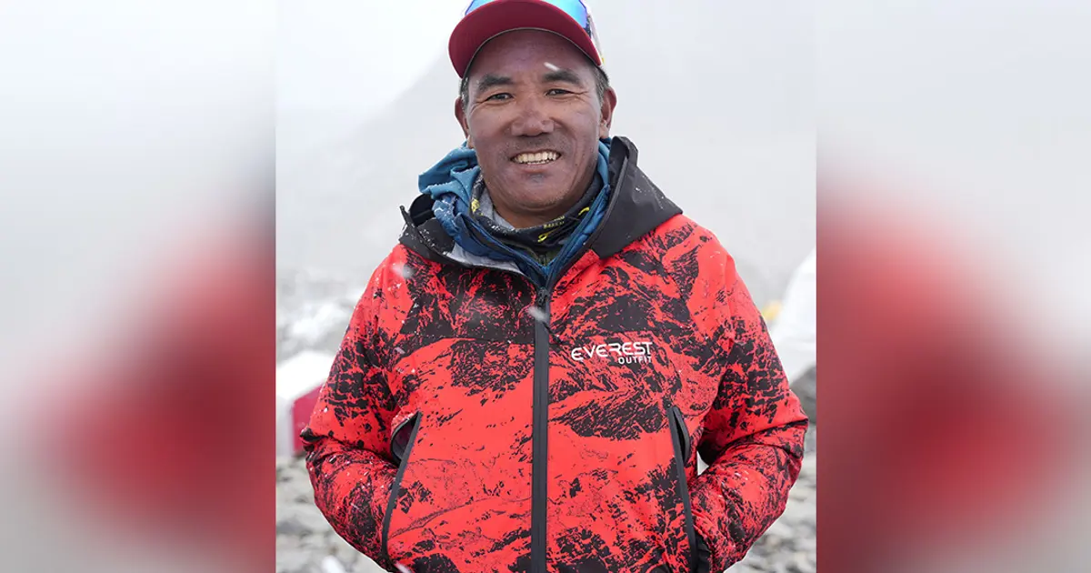 Kendi rekorunu kırdı, Everest’e 32. kez çıktı