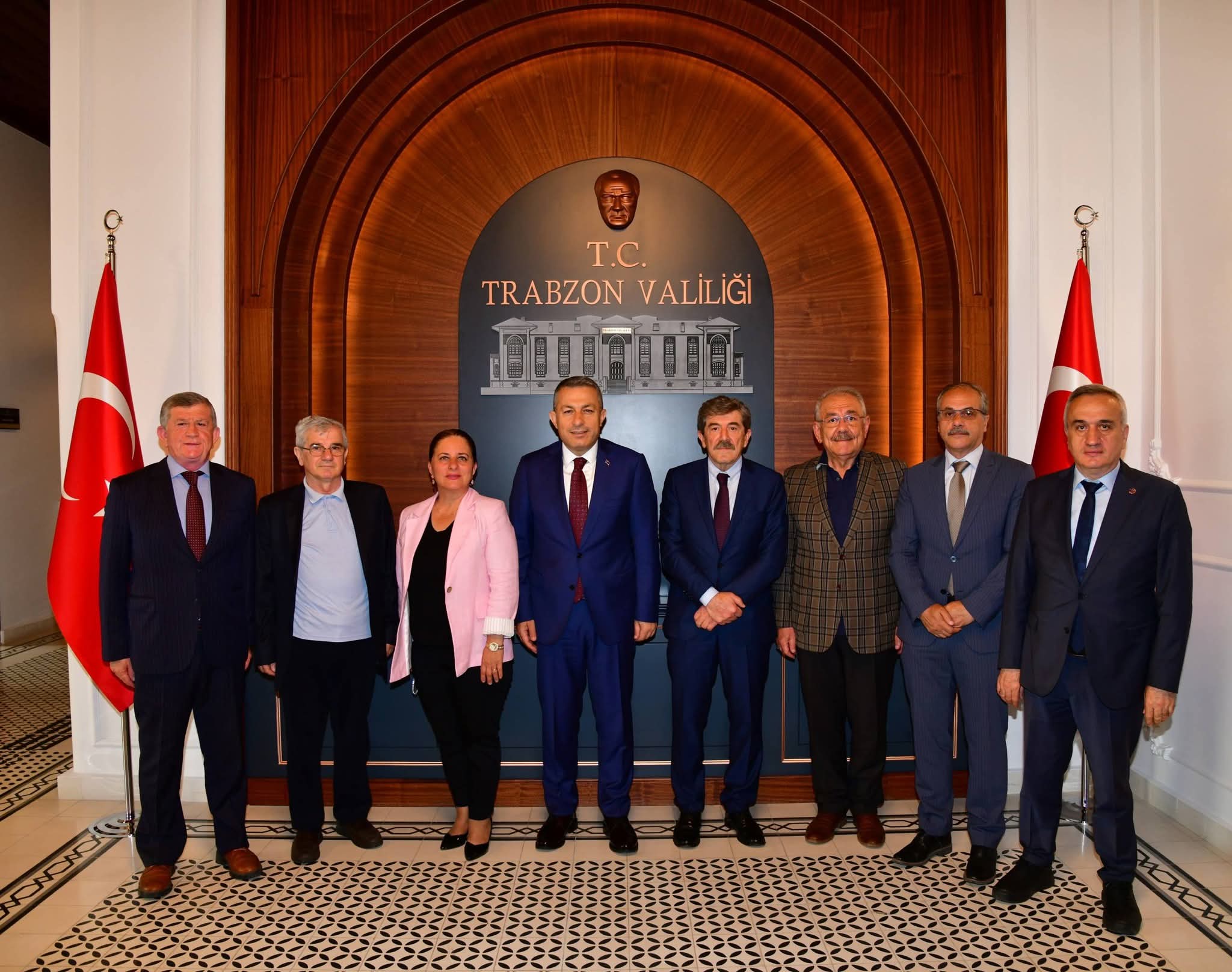 Kanuni Vakfından Vali Şahin’e Ziyaret