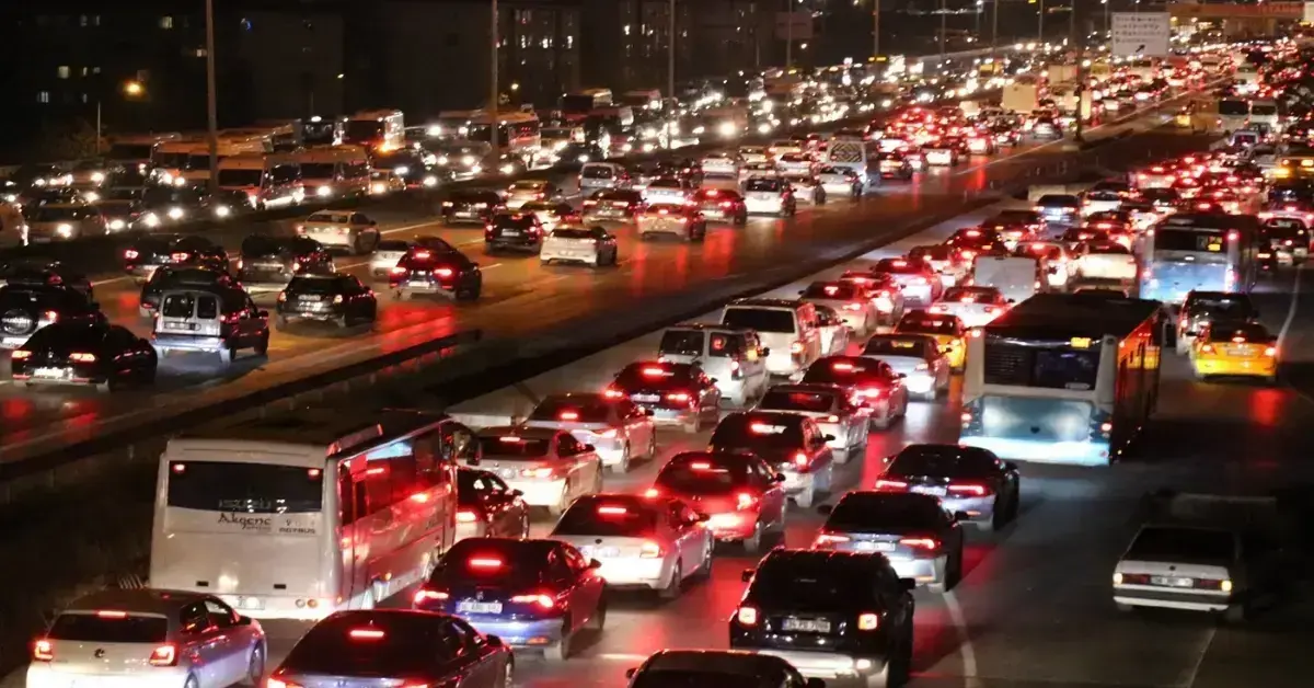 Avrupa sınır kapılarında bayram yoğunluğu rekor getirdi