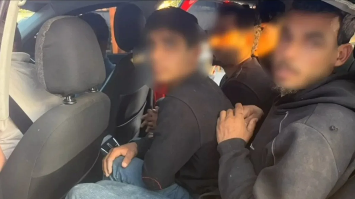 Göçmen kaçakçılarına operasyon: 2 kişi tutuklandı