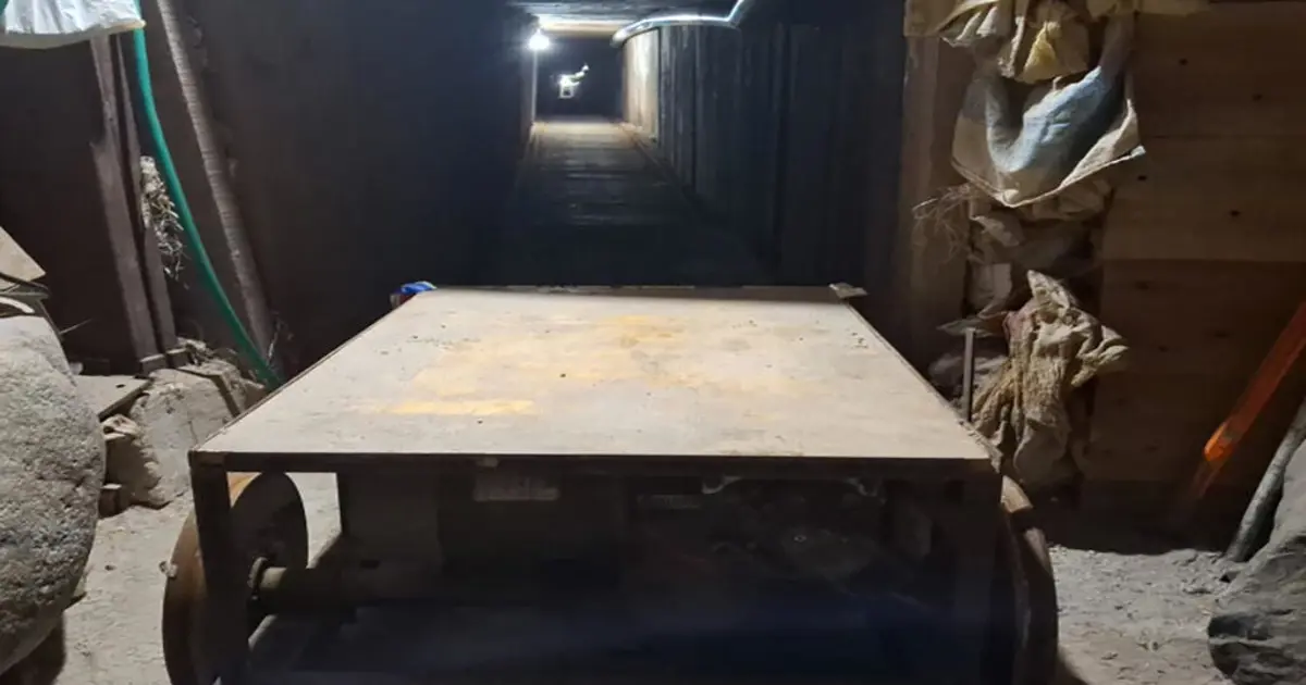 ABD-Meksika sınırında 590 metrelik kaçakçılık tüneli bulundu. 1 ton uyuşturucu yakalandı